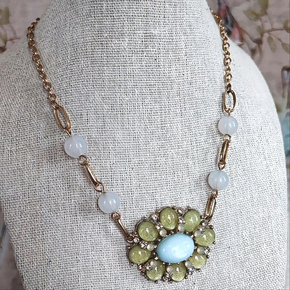 Pastel Mint Light Green Blue Rhinestone Creamy Opaque Vintage Necklace Gold Tone